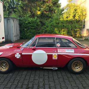 Alfa GTA 1600 Restauration mit großer Renngeschichte